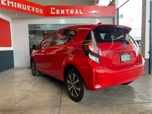 Imagen 4 de 12 de Toyota Prius 1.8 Base Cvt