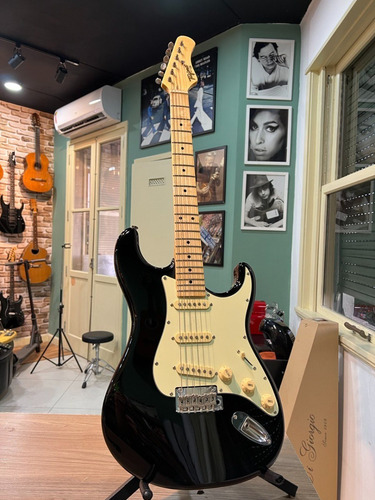 Imagem 2 de 7 de Guitarra Tagima Classic Series T-635