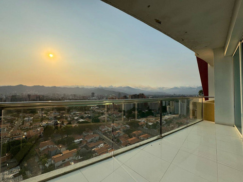 Solo Clientes Se Alquila Apartamento 243m2 Edif. The Loft Urb. Las Chimeneas