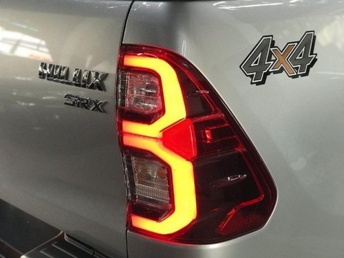 Imagem 17 de 20 de Toyota Hilux 2.8 Srx 4x4 Cd 16v