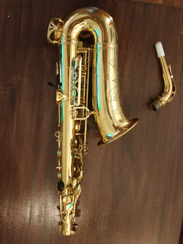 Saxo Alto Yamaha Yas 62 (modelo Profesional) (Usado)