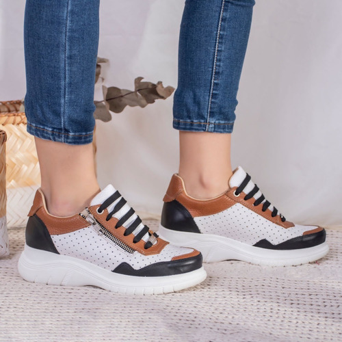 Imagen 1 de 2 de Zapatilla De Cuero Con Plataforma Moda Urbana Cómoda - 5308