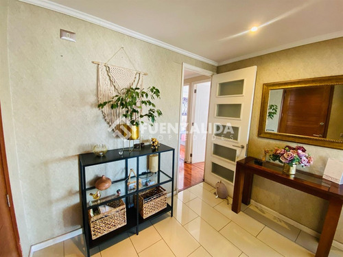 Departamento En Venta De 4 Dorm. En San Miguel