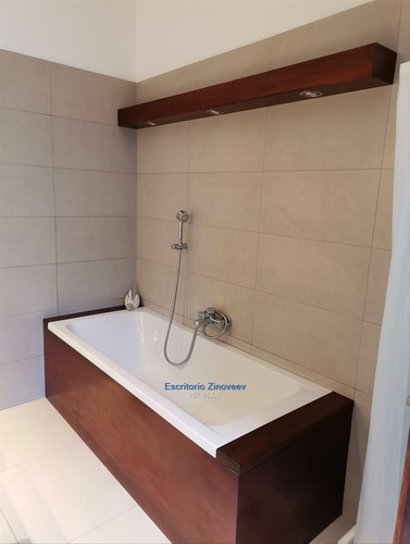 Muy Sólida Casa + Local Multiuso Con Cerramiento Perimetral