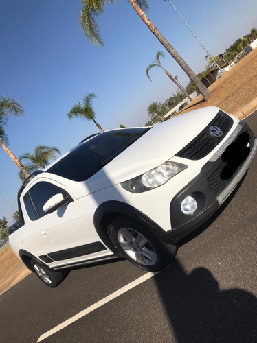 Imagem 1 de 15 de Volkswagen Saveiro 2013 1.6 Cab. Estendida Total Flex 2p