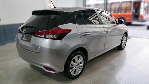 Imagen 5 de 13 de Toyota Yaris