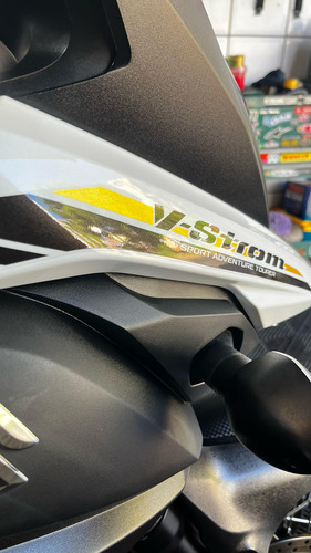 Suzuki V Strom 650 2024