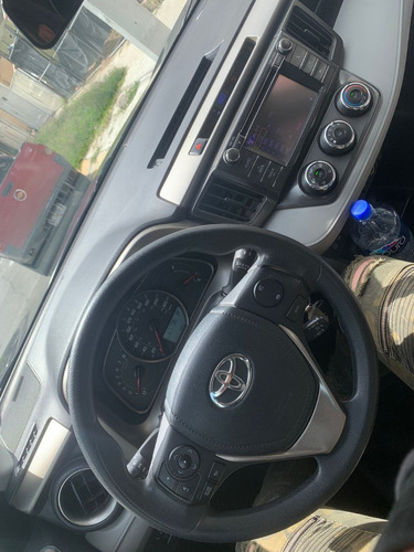 Imagen 12 de 14 de Toyota Rav4 2.5 Le At 2013