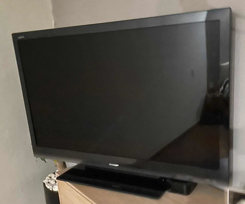 Televisor Sharp Aquos 46 Mod Lc46le700un (Usado)