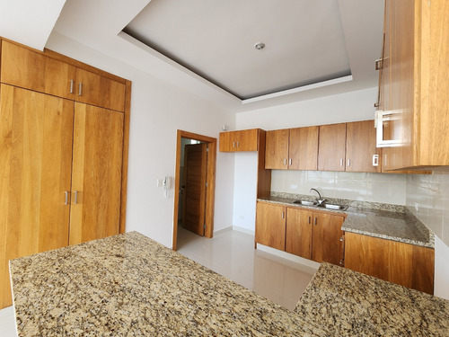Apartamento Nuevo En La Exclusiva Zona De Cerro Alto Santiago De Los Caballeros, Consta De Tres Habitaciones, Principal Con Su Baño, Un Baño Para Las Demas Habitaciones Y Medio Baño De Visita,