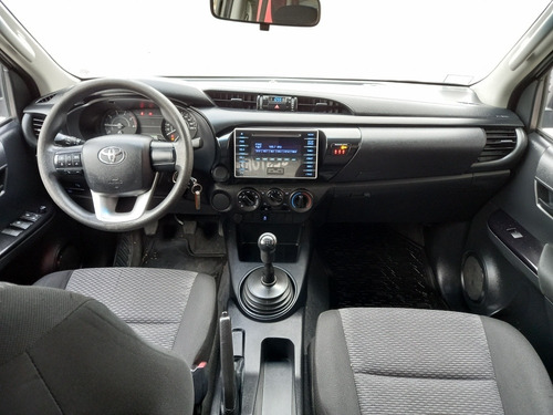 Imagen 9 de 16 de Toyota Hilux 2.4 Cd Dx 150cv 4x2 2019