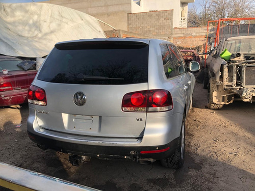 Volkswagen Touareg 4.2 V8 Tiptronic Climatronic 4x4 At