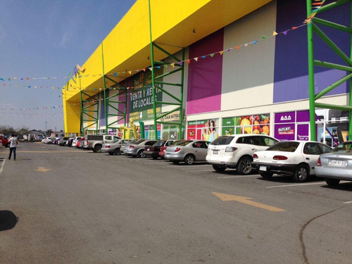 Local Comercial En Renta En Colonia 3 Caminos, Guadalupe, Nuevo León