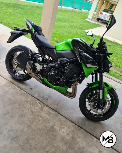 Naked Kawasaki Modelo Z900 2022