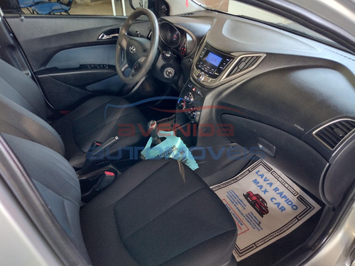 Imagem 7 de 9 de Hyundai Hb20 1.6 Comfort Style Flex Manual