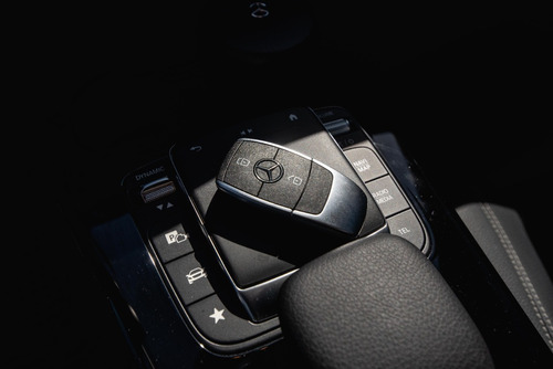 Imagen 2 de 25 de Mercedes Benz A 200 Progressive L18