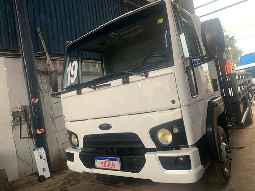 Ford Cargo 1119 Com Carroceria