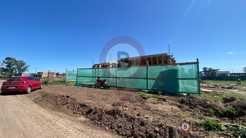 Casa En Construcción En Lagos De Canning Ii