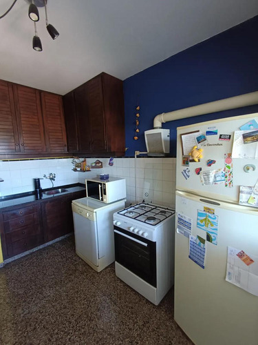 Vendo Apartamento 3 Dormitorios, En Excelente Ubicacion. Aguada
