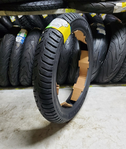 Imagen 3 de 9 de Llanta trasero para moto Michelin City Extra sin cámara de 100/90-18 S 62 x 1 unidad