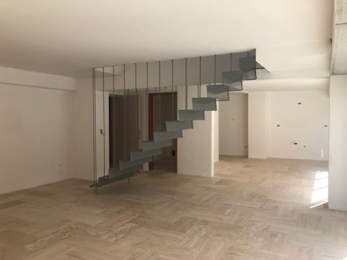 Imagen 19 de 21 de Se Vende Edificio 3.175m2 La Castellana 9839
