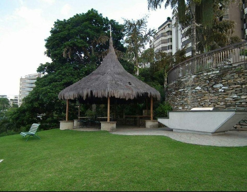 Colinas De Valle Arriba Venta Apartamento 330 M2aproximadamente, Espectacular Vista Al Avila,
