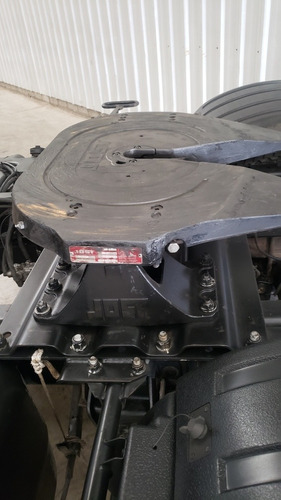 Imagen 13 de 15 de Volkswagen Constellatión 17.280/35 Tractor