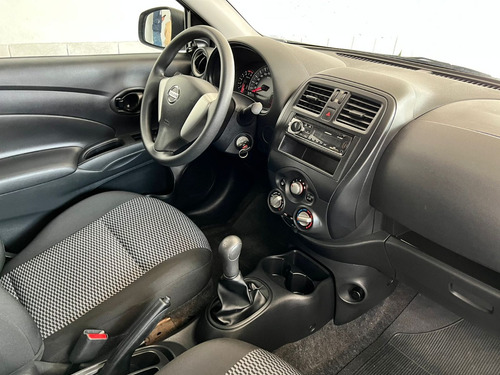 Nissan Versa V-Drive 1.0 12v 4p
