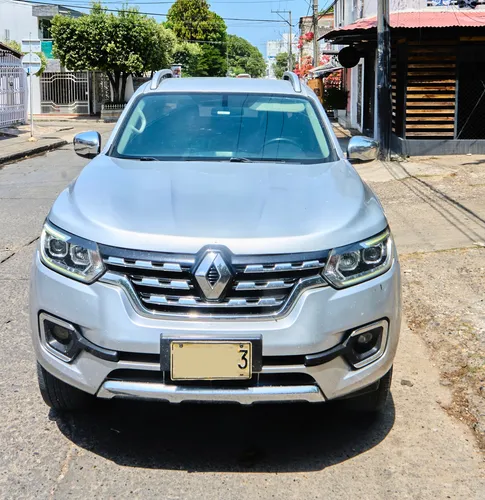 Renault Alaskan 2.5 Intens