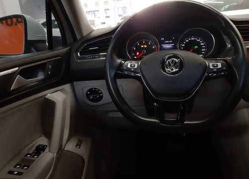 Imagen 11 de 15 de Volkswagen Tiguan Highline 2.0 Turbo At 2019