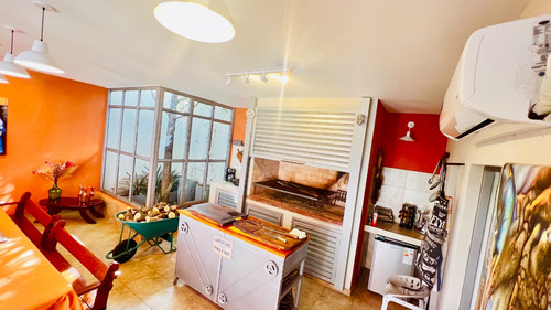 Casa Distinguida Y Moderna. Gba Oeste, Merlo Centro. Zona Residencial, Segura Tranquila. (toma Propiedad Menor Valor O Financia El 40%)