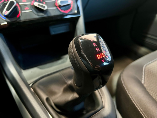Volkswagen T-Cross 1.0 200 TSI TOTAL FLEX SENSE AUTOMÁTICO