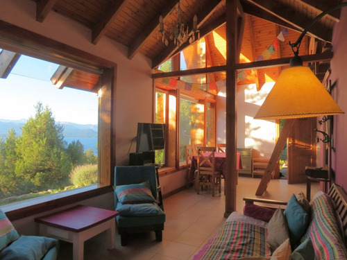 Imagen 1 de 30 de Casa En Venta En Bariloche, Con Vista Al Lago
