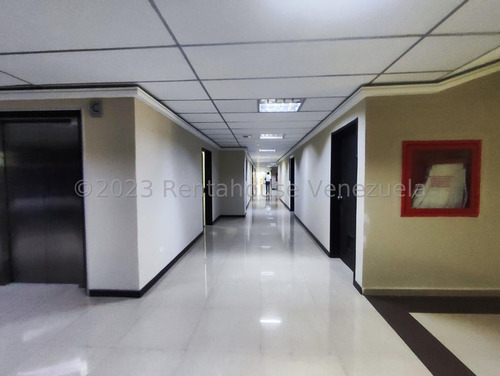 *jl/ Oficina En Venta Triangulo Zona Este Barquisimeto Lara, Venezuela/josé López/# 24-8184 / 62.14 M²