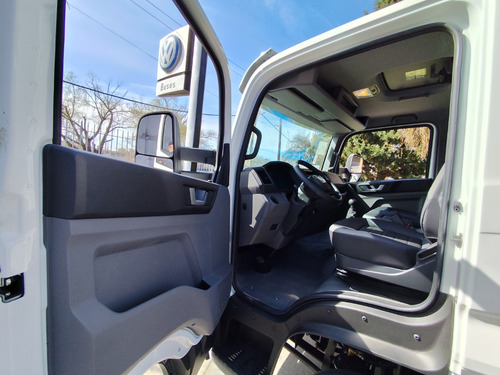 Volkswagen Delivery 9.180