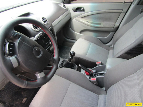 Chevrolet Optra 1.6 Advance