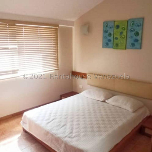 Imagen 13 de 16 de Cómodo Y Bello Townhouse Llama Ya Cel: 0412.2219490
