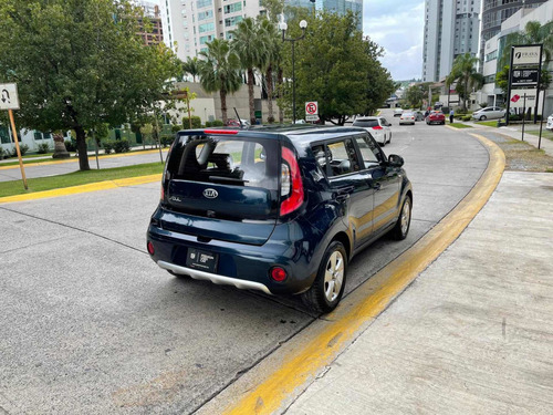 Imagen 6 de 11 de Kia Soul 1.6 Lx At 2017