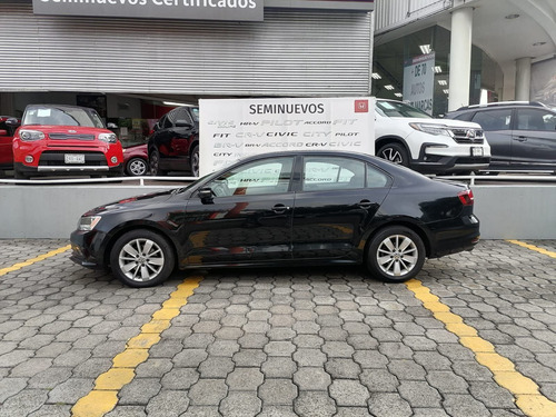 Imagen 4 de 15 de Volkswagen Jetta 2016 2.5 Comfortline Tiptronic At