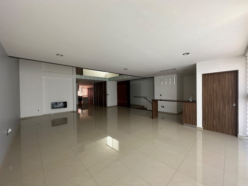 Imagen 5 de 30 de Espectacular Casa En Venta Con Roof Garden En Juriquilla