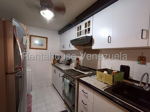 Julio Latouche 25-11528 Vende Apartamento Agua Blanca Valencia, Amplio, Cómodo, Ubicación Privilegiada.