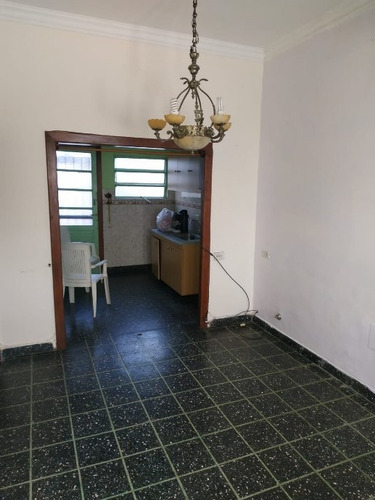 Imagen 7 de 10 de Casa En Venta En Wilde Centro