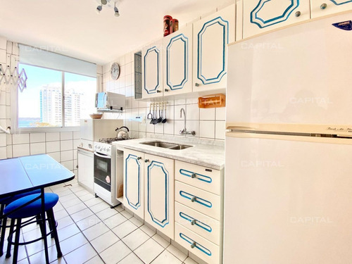 Imagen 5 de 16 de Apartamento De Dos Dormitorios En Venta, Playa Mansa, Punta Del Este. - Punta Del Este Mansa