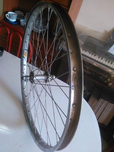 Imagen 1 de 2 de Rin 24 Delantero Para Bicicleta Sifrina O Montañera, Hierro