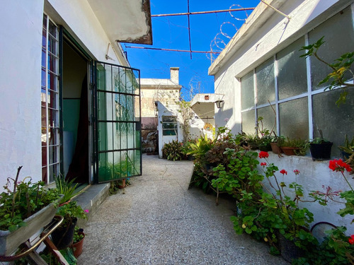 Casa En Venta En El Mejor Punto De Paso Molino, A Pasos Del Prado
