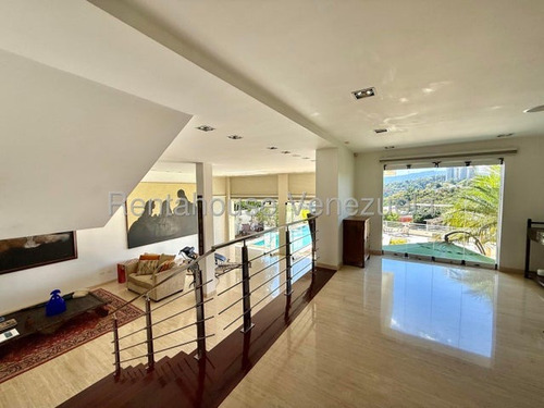 Casa En Venta En Colinas Del Tamanaco Jrz