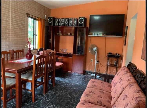 Alquilo Casa, Piscina Climatizada (uso Exclusivo, No Es Compartida) Por Bomba De Calor, Atlántida, Menos De Dos Cuadras Playa