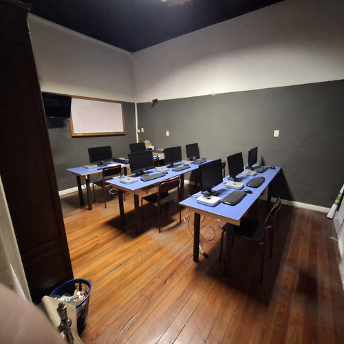 Casa Con 10 Cuartos Para Renta En El Centro (oficina, Residencial,etc)