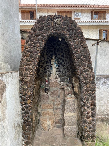 Casa Em Espírito Santo Com 3 Dormitórios - Lu432399