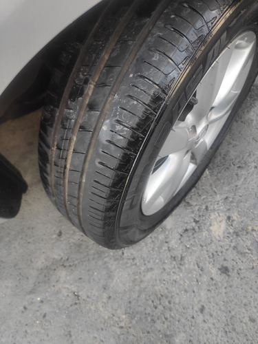 Nissan Versa 1.6 16v Sl Flex 4p